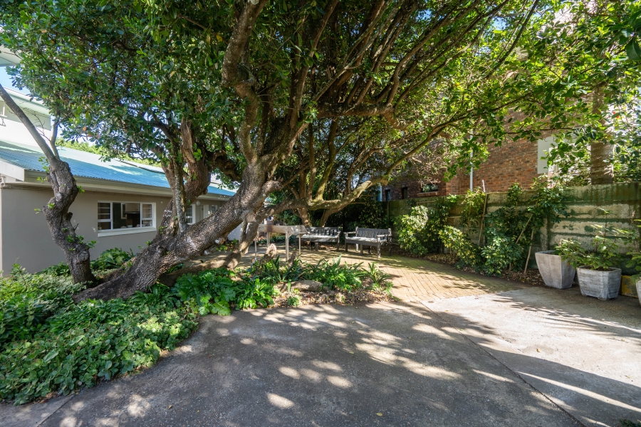 5 Bedroom Property for Sale in Kenton On Sea Eastern Cape
